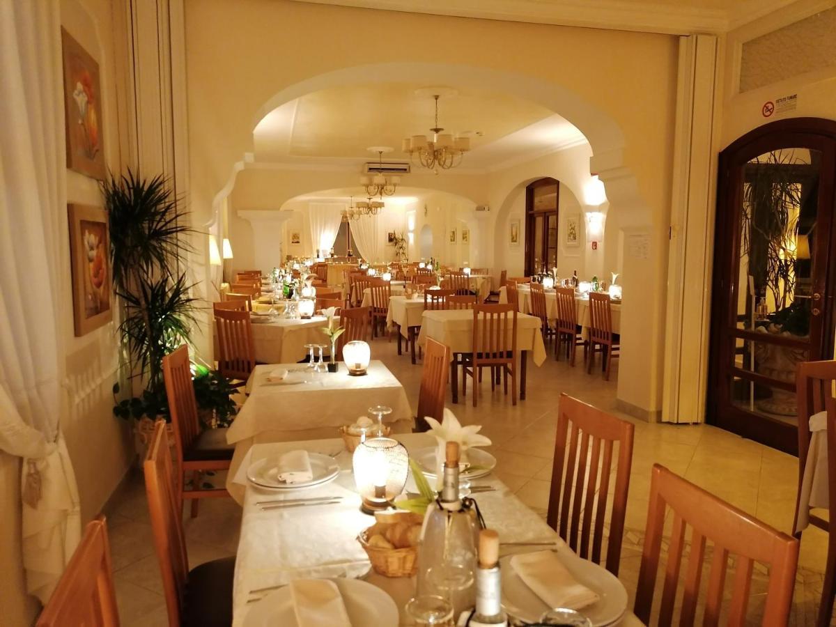 Hotel Casa Di Meglio 이스키아 외부 사진