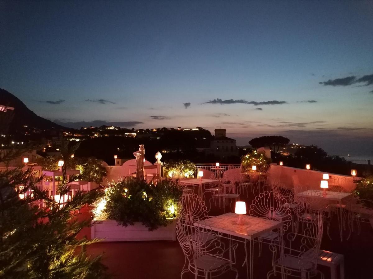 Hotel Casa Di Meglio 이스키아 외부 사진