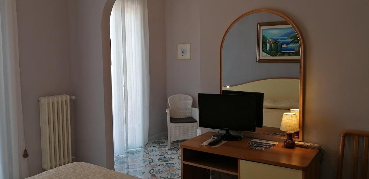 Hotel Casa Di Meglio 이스키아 외부 사진