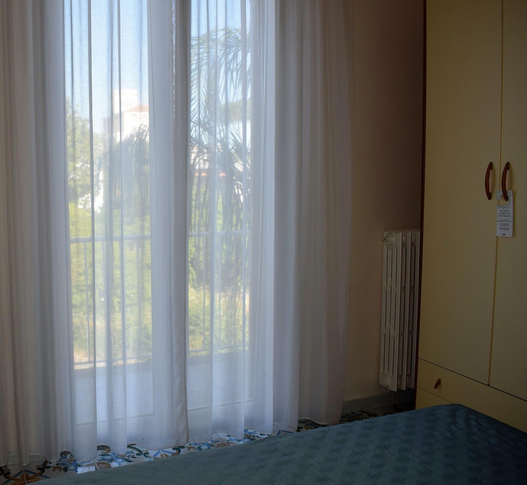 Hotel Casa Di Meglio 이스키아 외부 사진