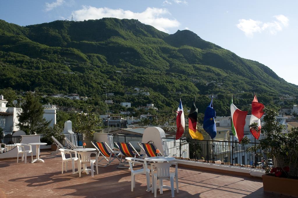 Hotel Casa Di Meglio 이스키아 외부 사진