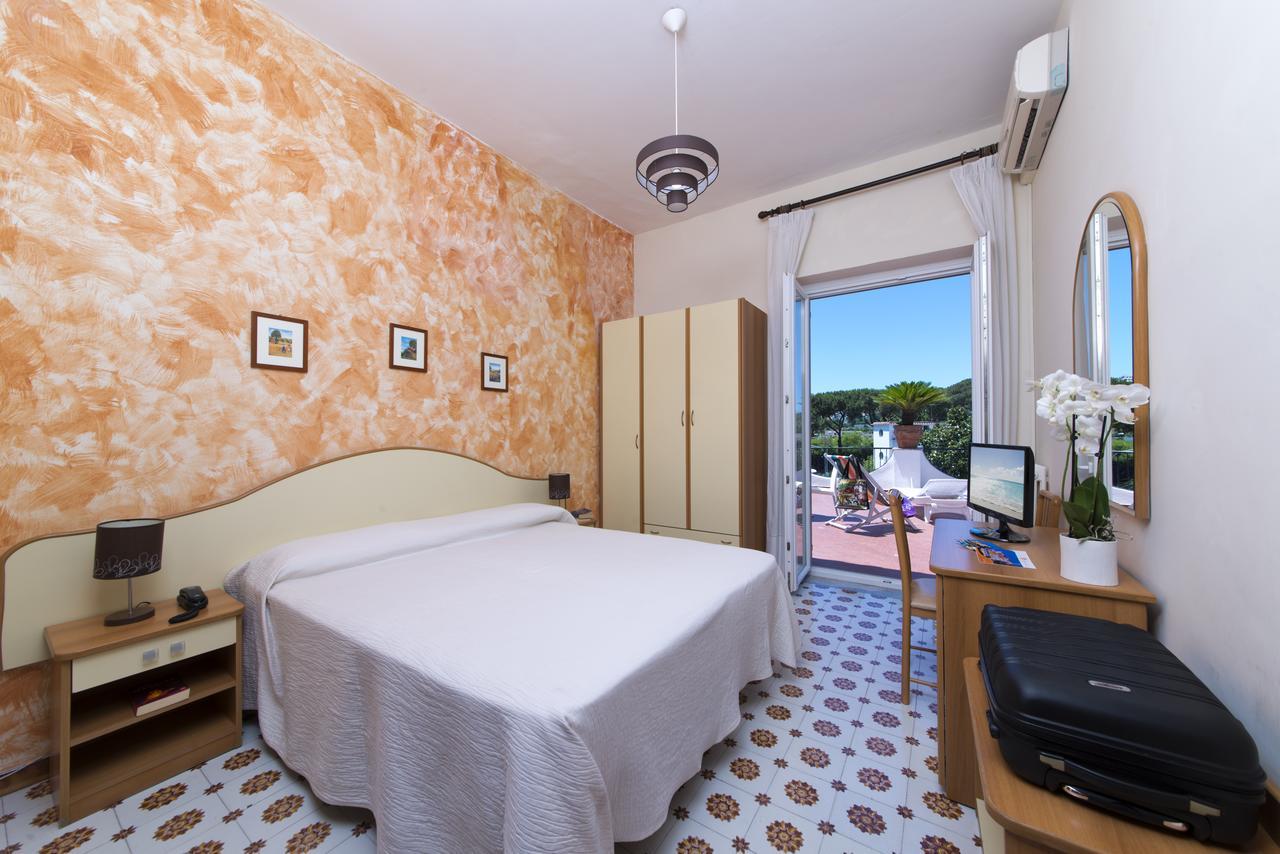 Hotel Casa Di Meglio 이스키아 외부 사진