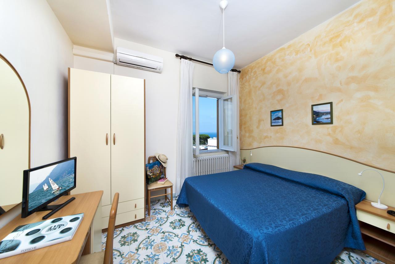 Hotel Casa Di Meglio 이스키아 외부 사진